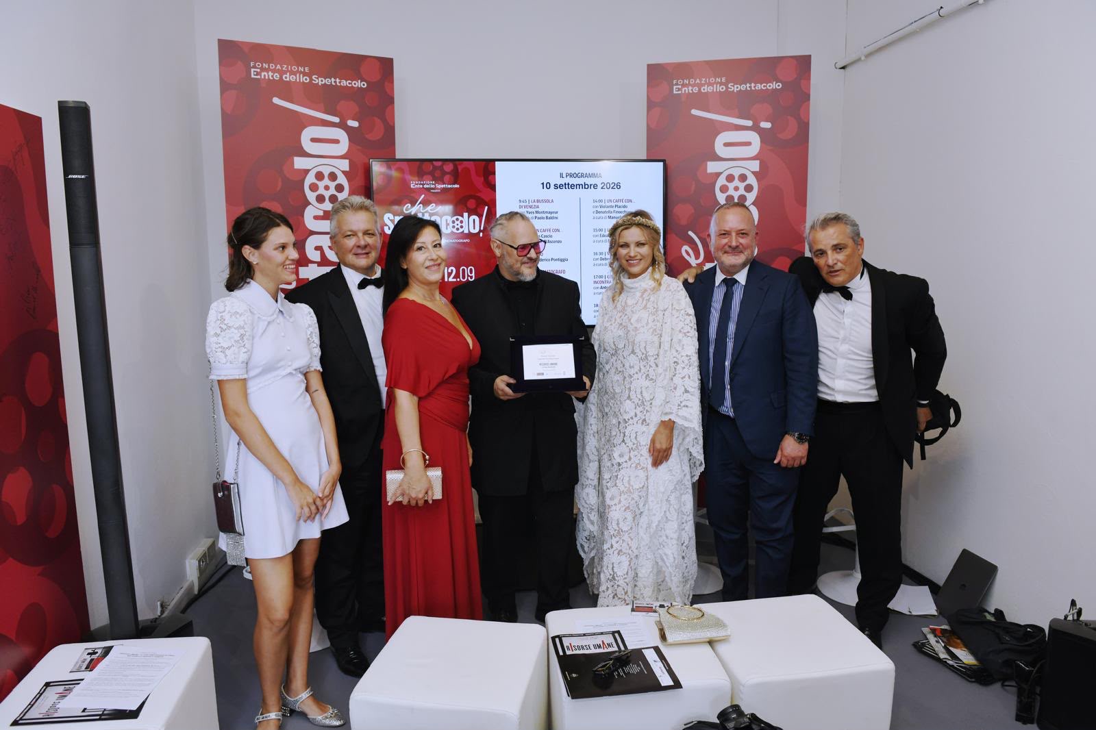 Fabio Bastianello con il Premio “Sguardo Contemporaneo”